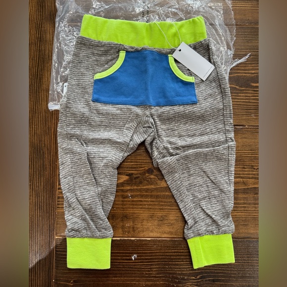 Vibrant Kids Jogger Pants with Blue Pocket - Picture 1 of 1